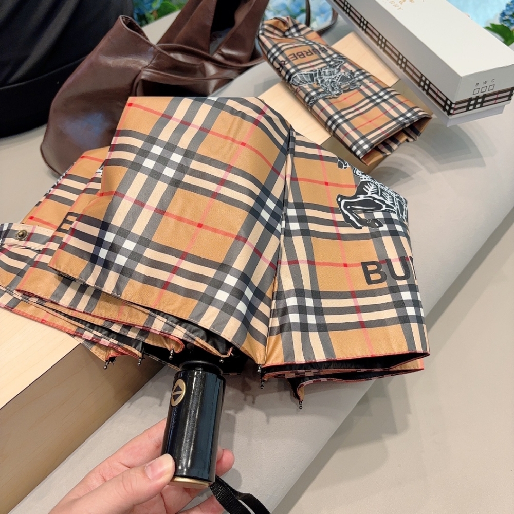 BURBERRY - Picture 2 of 6